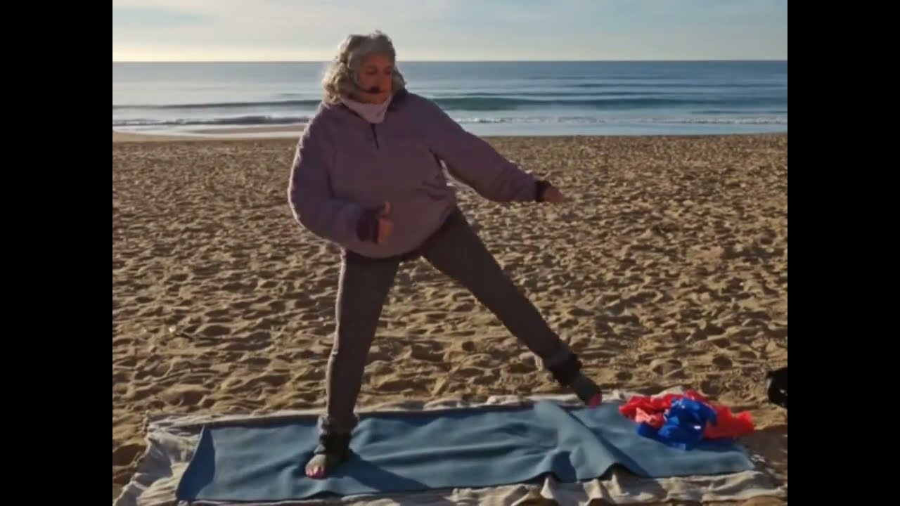 PILATES WORKOUT – 8 MINUTES CARDIO & LEGS