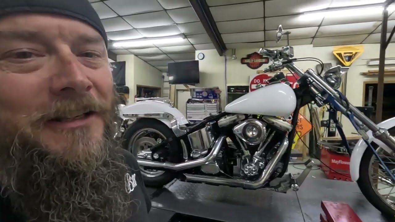 Как занизить Harley Davidson Softail.