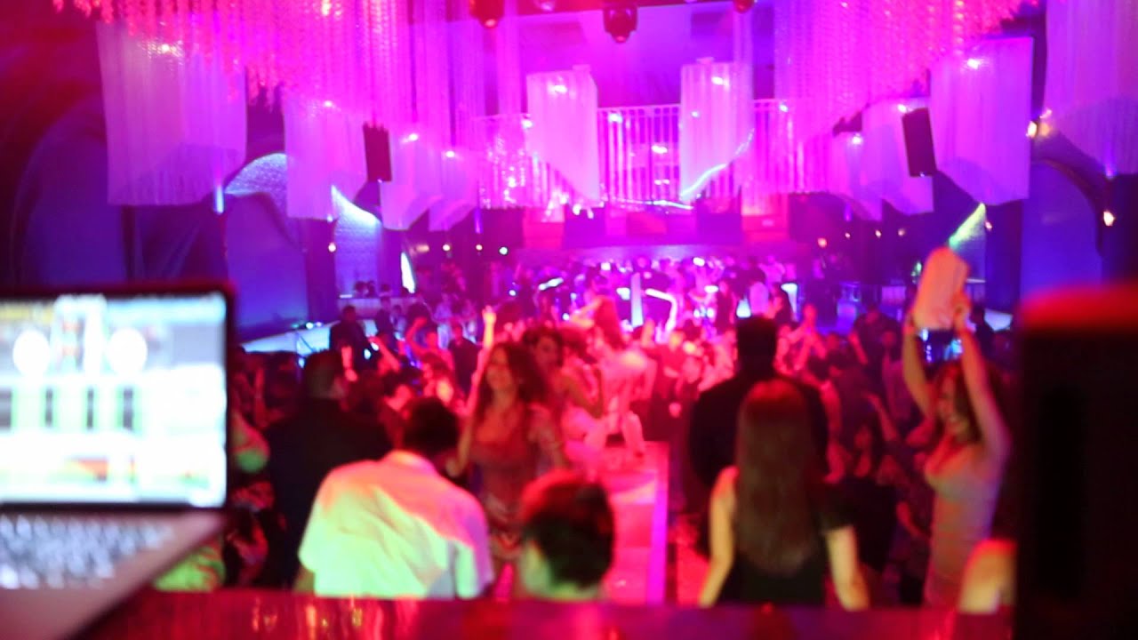 Sweet Nothing Live in the Club - DJ Sequence