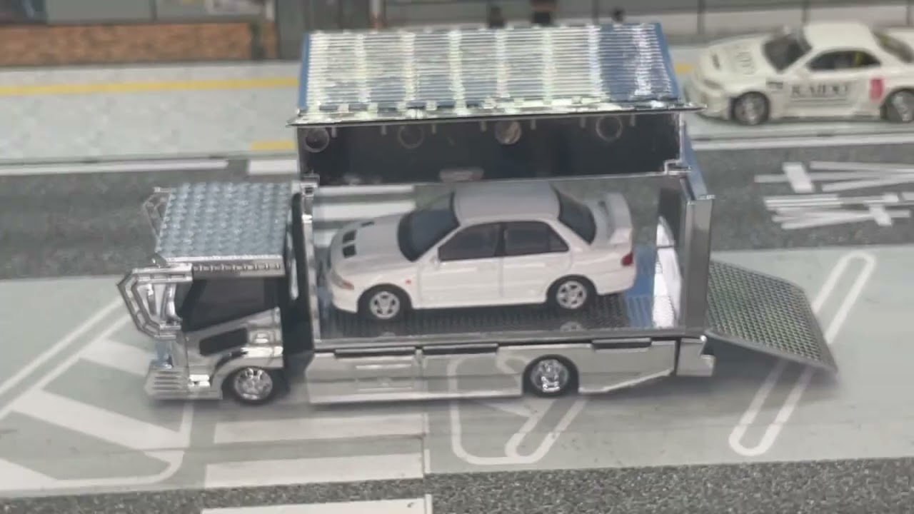 MicroTurbo 1:64 scale Dekotora Truck Gull Wing Container in Silver electroplating  x JDM trucks