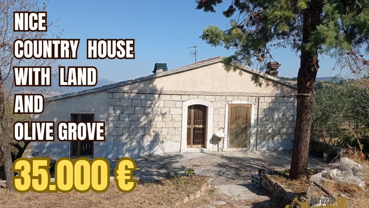 Nice country house with land and olive grove.Trivento