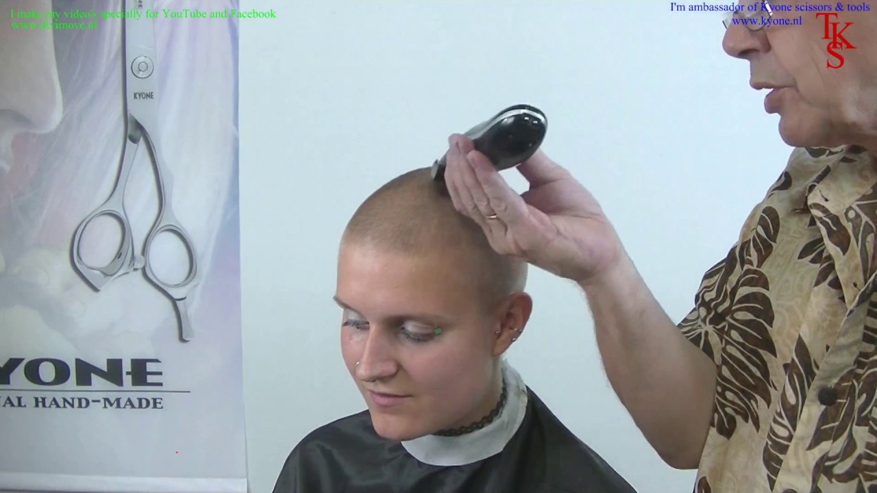 *Cut my hair short with a clipper and make me a spider web tattoo* Marleijn by TKS