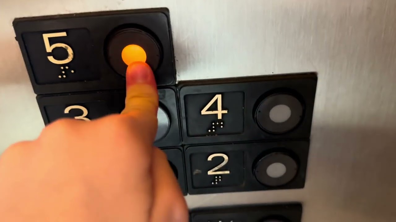Mitsubishi Elevator at Sheraton, Kaanapali, HI