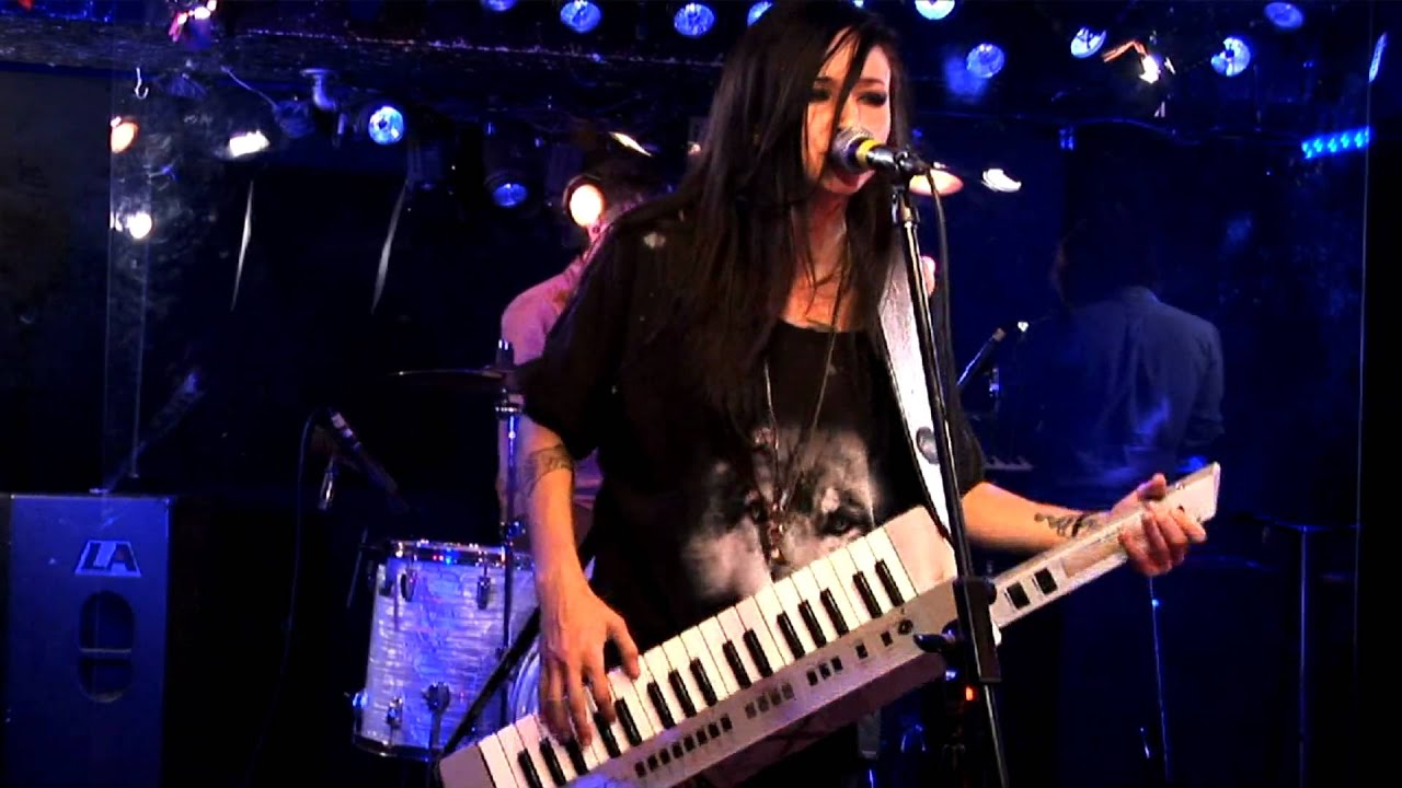 Lights - Saviour - Live on Fearless Music HD