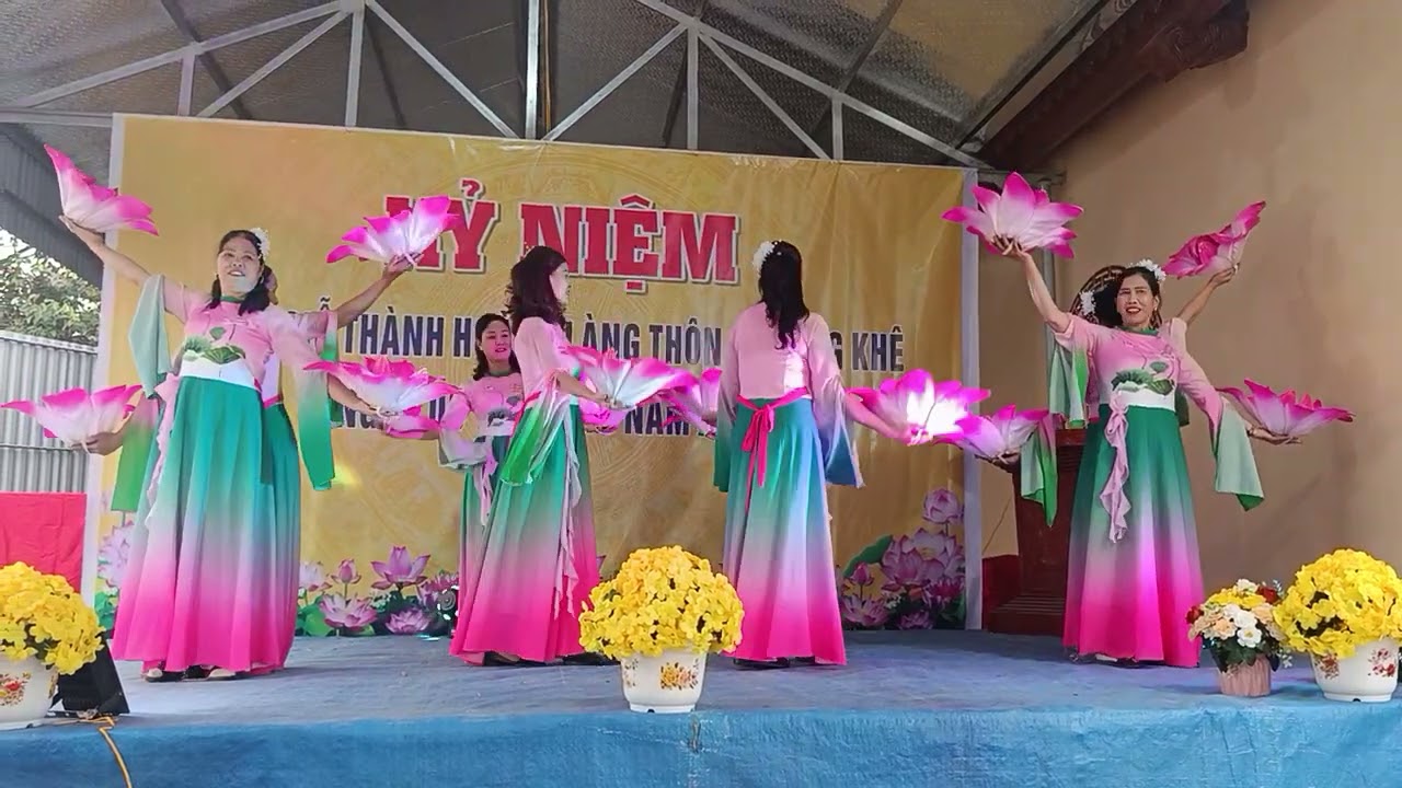 Múa Nhớ Ơn Tổ Tiên . CLB DV ND Phương Khê, ngày giỗ Thành hoàng làng 08/10/Ất Tỵ 2025