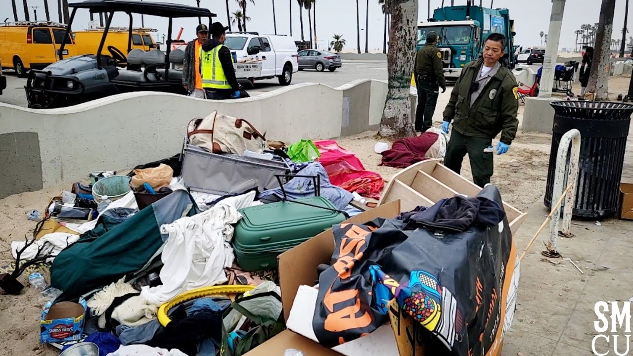 Homeless Encampment Clean-up at Venice Boardwalk