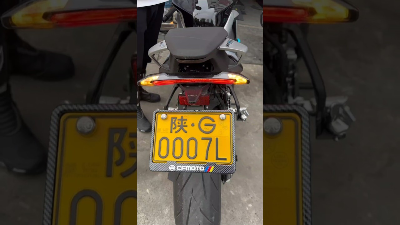 installing a new number plate holder on 675 SR CF Moto to give it a fresh look! #cfmoto675sr