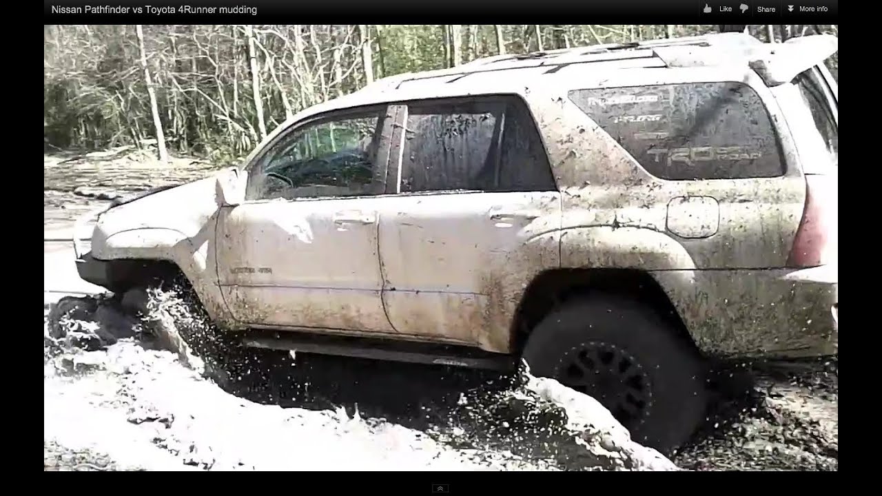 Nissan Pathfinder vs Toyota 4Runner mudding