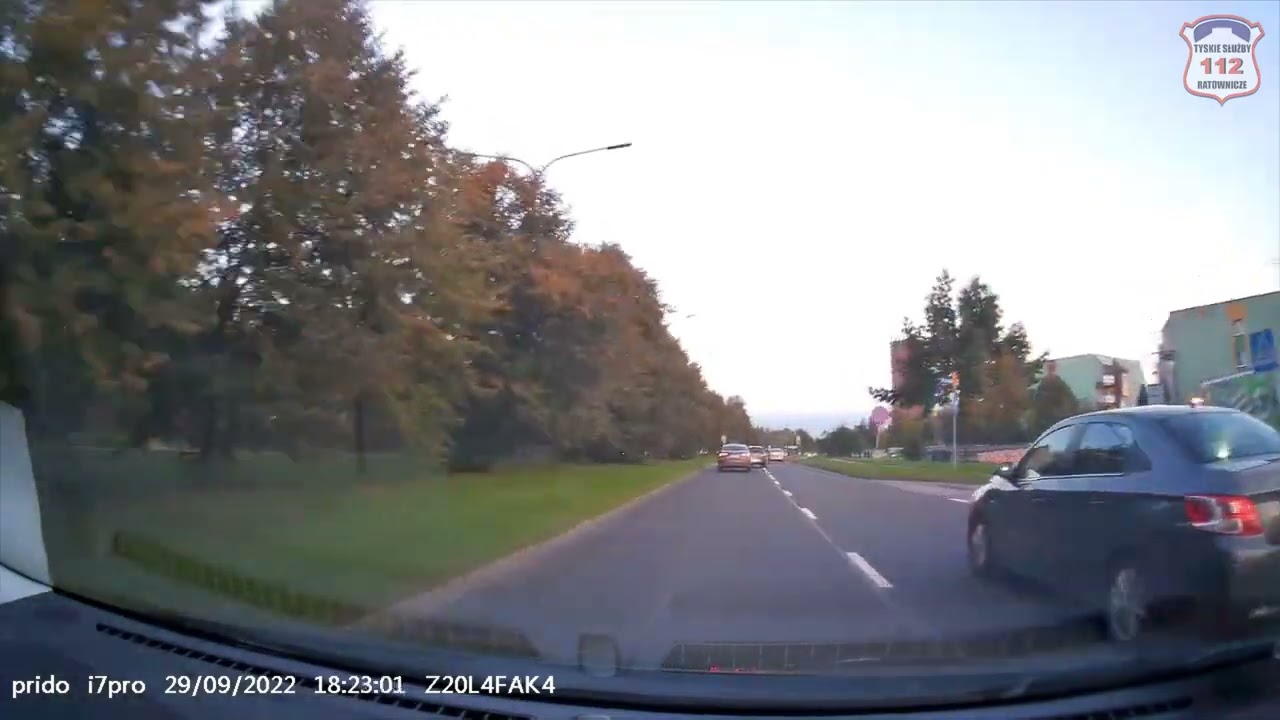 Niebezpieczna jazda ulicą Sikorskiego w Tychach