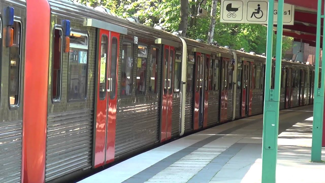 U-Bahn Hamburg - Zug vom Typ DT3E in Fuhlsb&uuml;ttel U1 HD