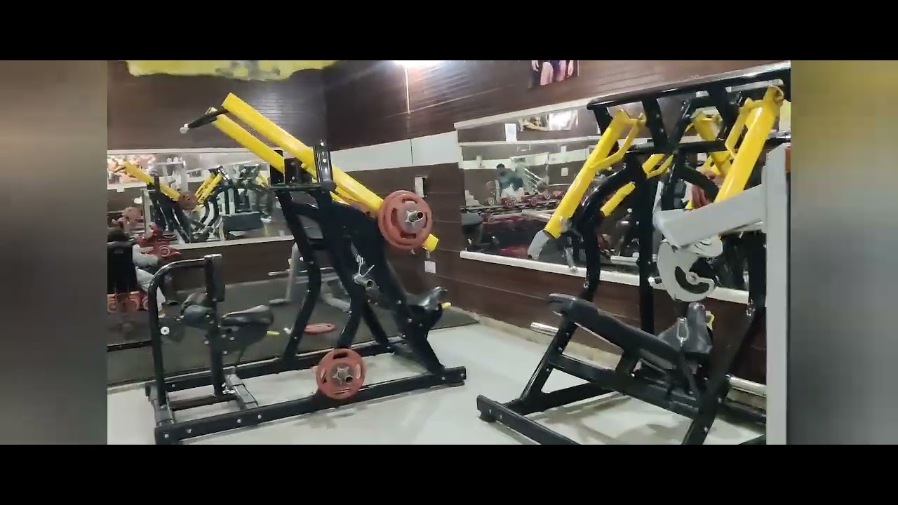 Bahut logo ke muh se is gym k bare Tareef  sun rkha tha ye jaisa suna tha usse jyada usse jyada acha