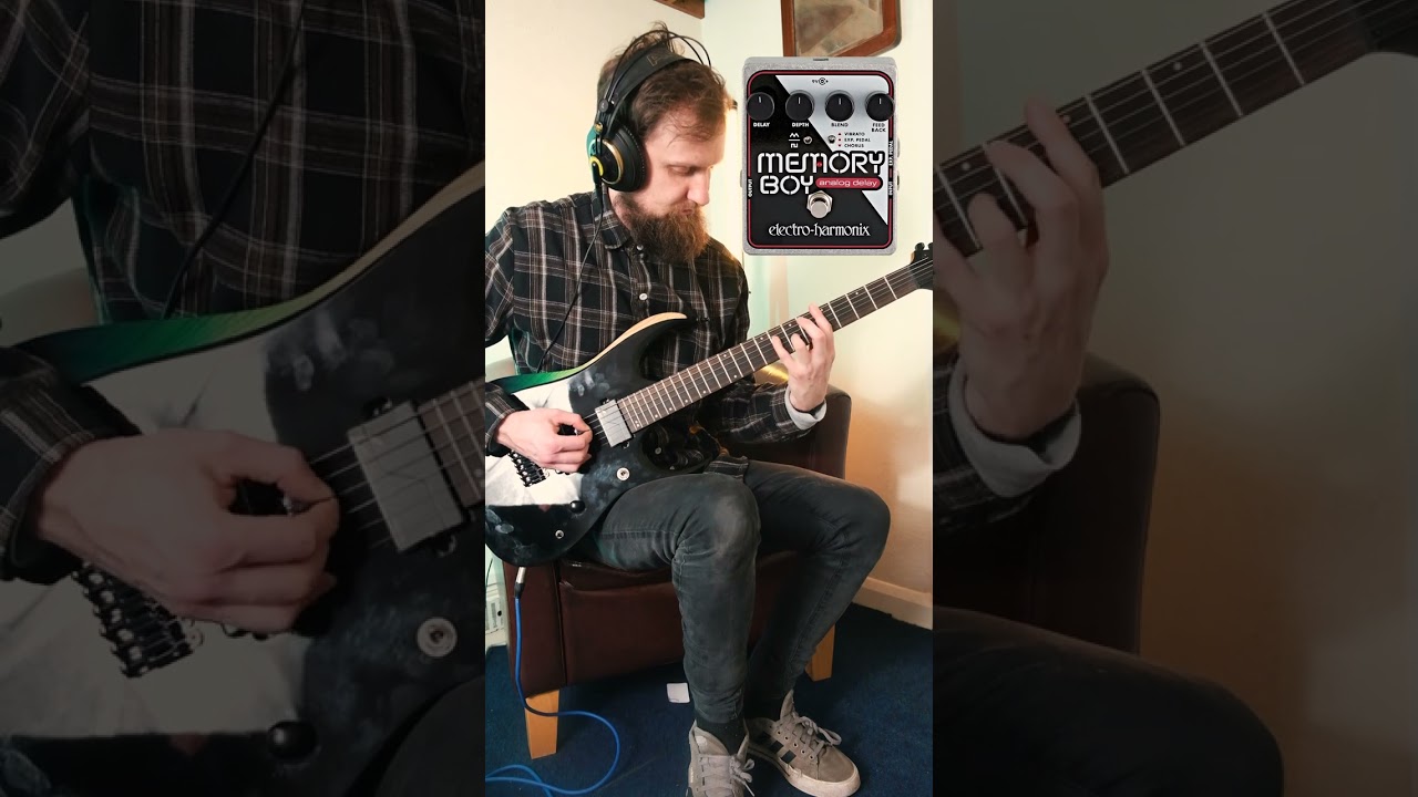 EHX Memory Boy VS Carbon Copy Delay #shorts