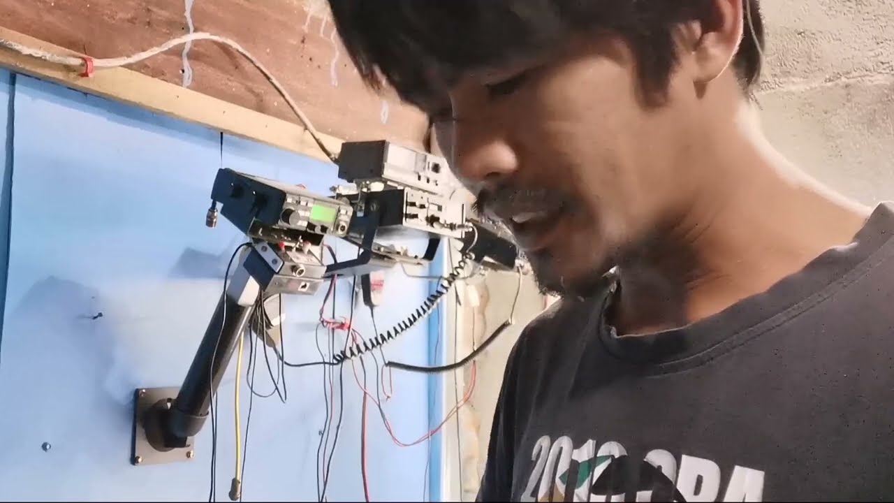 mixer to 2way radio. ilabas na ang mga tinatago. maganda ang audio quality.