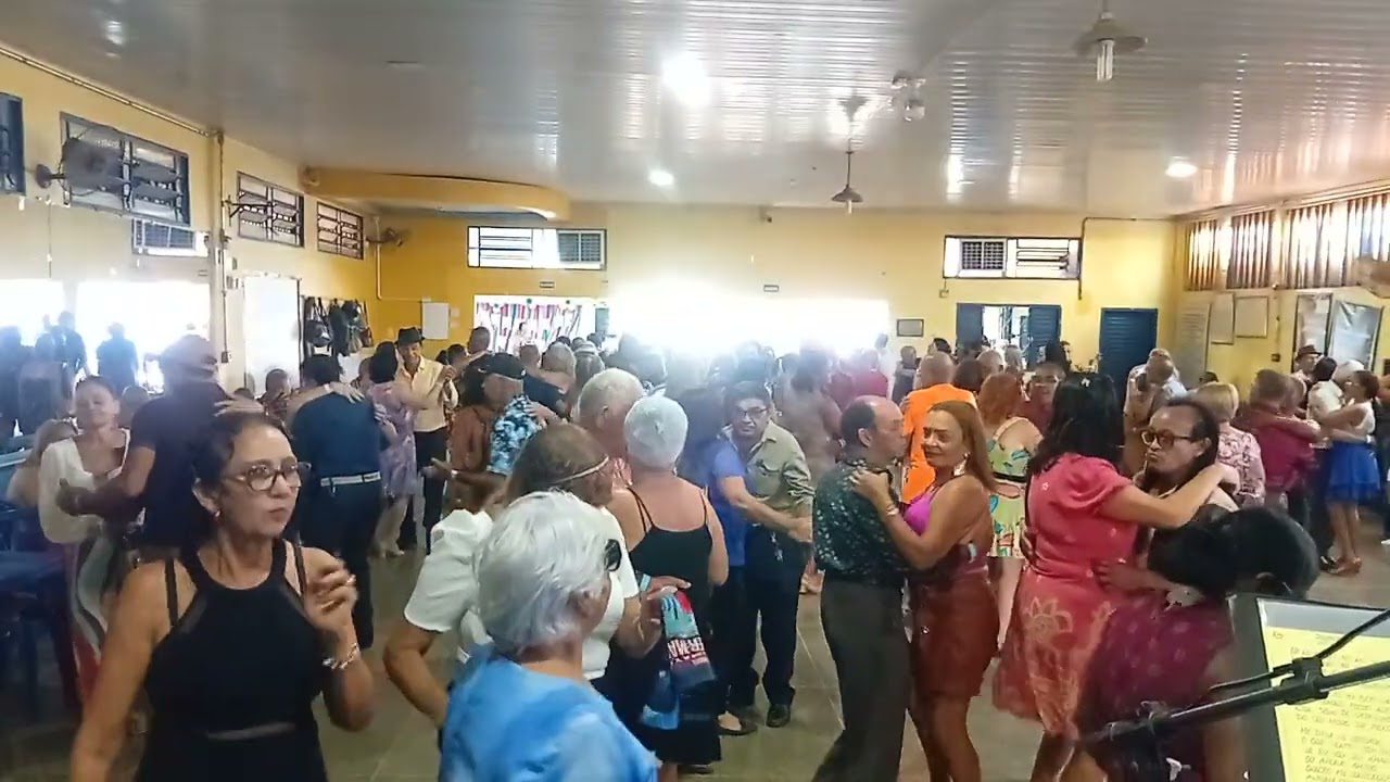 Baile da terceira idade na ASMAC GAMA DF. Com Janio Silva ao vivo. 14/9/2025