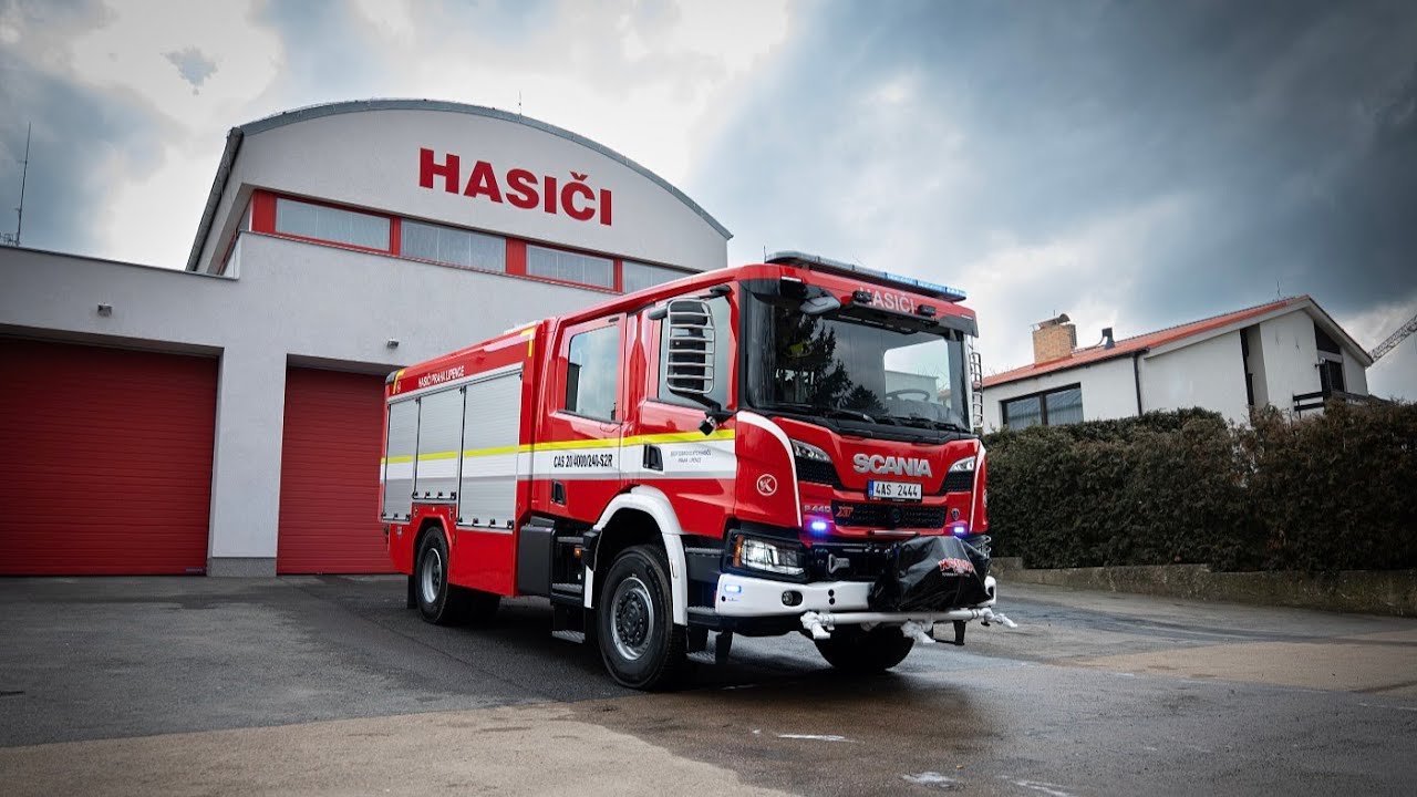 POŽÁRY.cz: V pražských Lipencích parkuje Scania od Kobitu, stála necelých deset miliónů korun