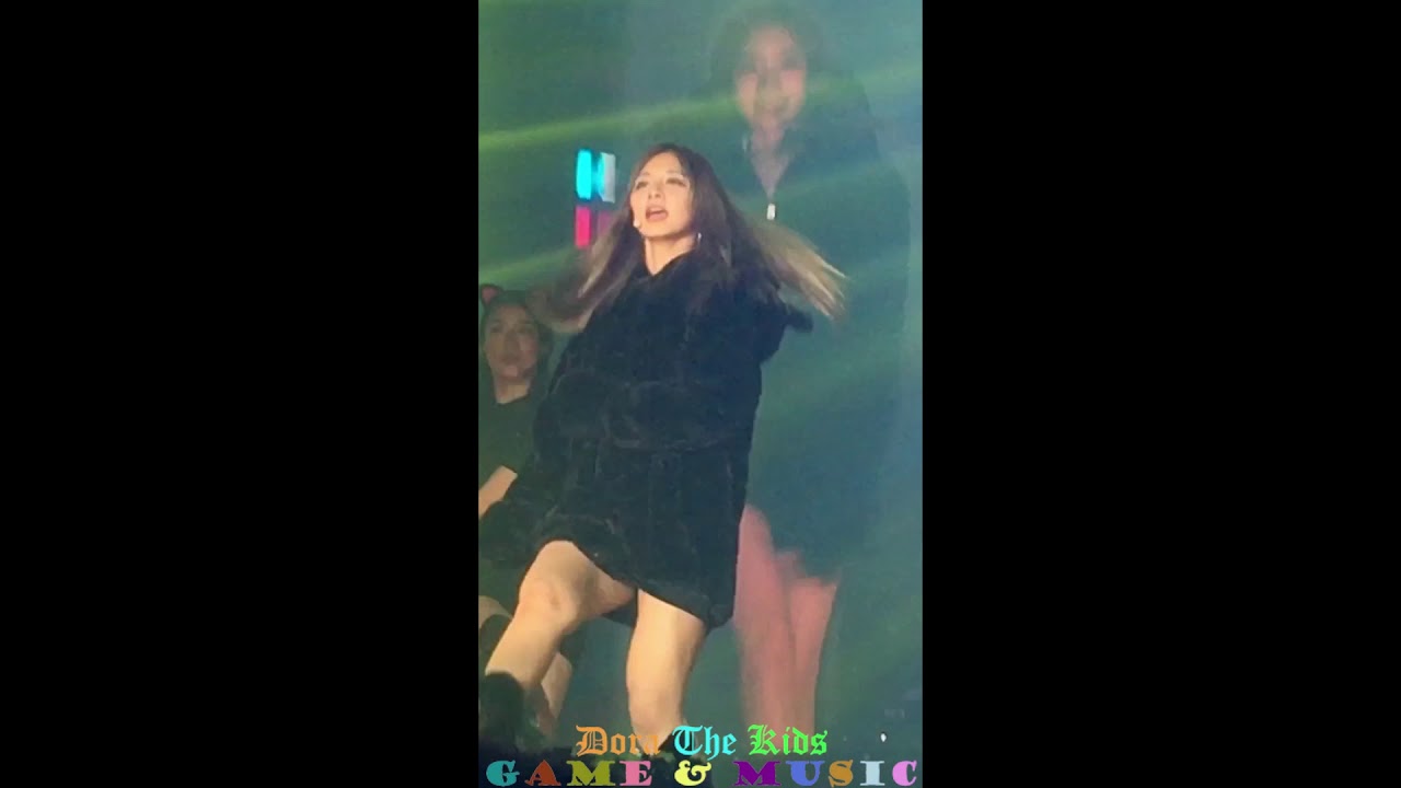 [FANCAM]TZUYU & DAHYUN(쯔위/TZUYU FOCUS ) PERFORMS BLACK CAT, TWICELAND IN BANGKOK 2017