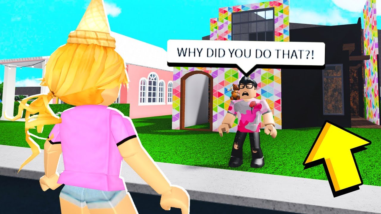 I CHEATED In A Build Off.. What My Brother Does Will Make You LAUGH!! (Roblox Bloxburg)