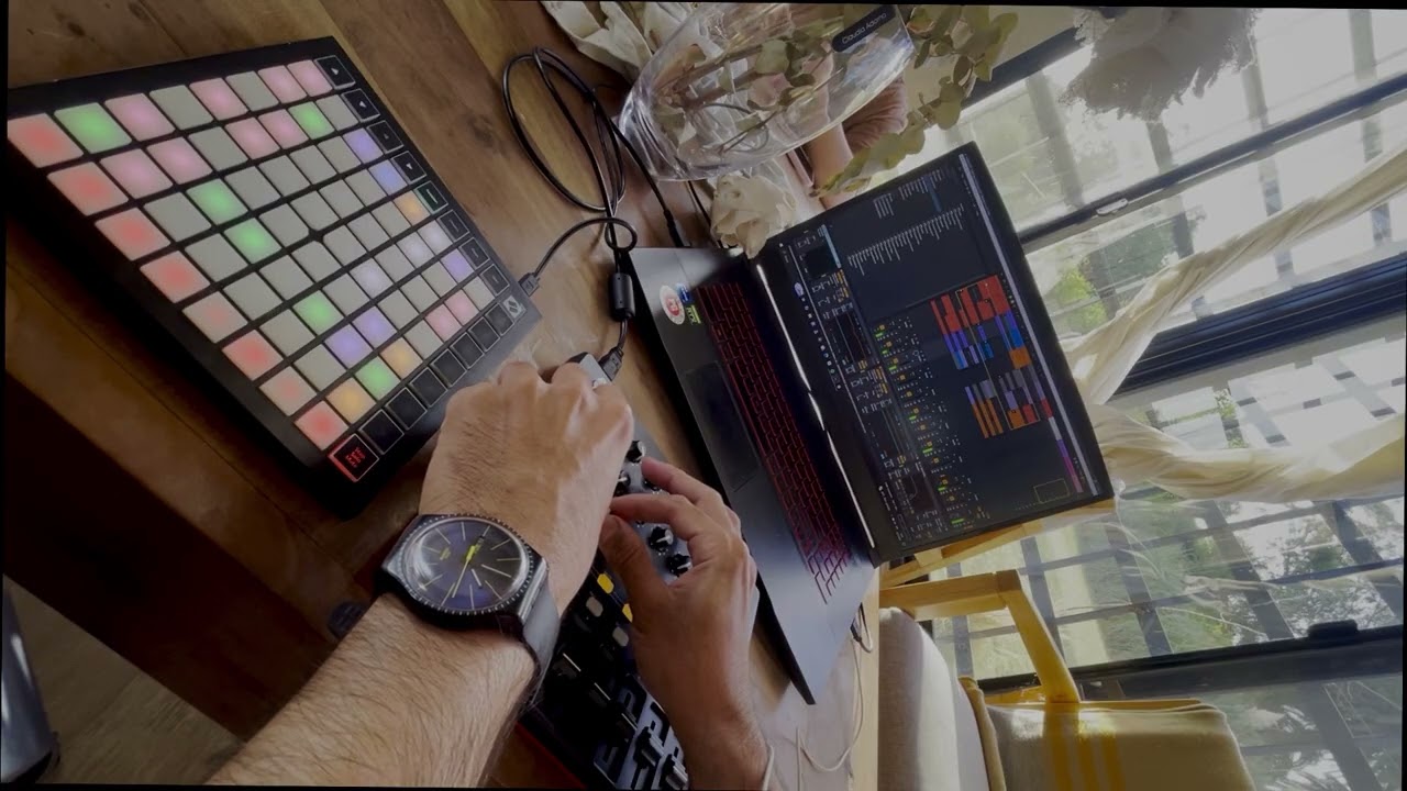 Red Nose - Deep House Live Session 
