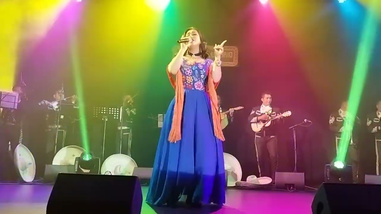 Lisset Aguilar El herradero, en el Lunario abriendo concierto de Estela Nuñez