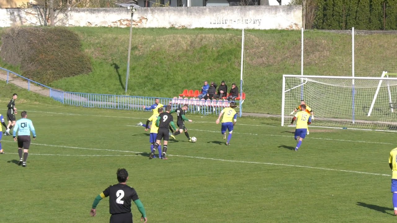 FK Močenok - FK Veľk&yacute; Cet&iacute;n