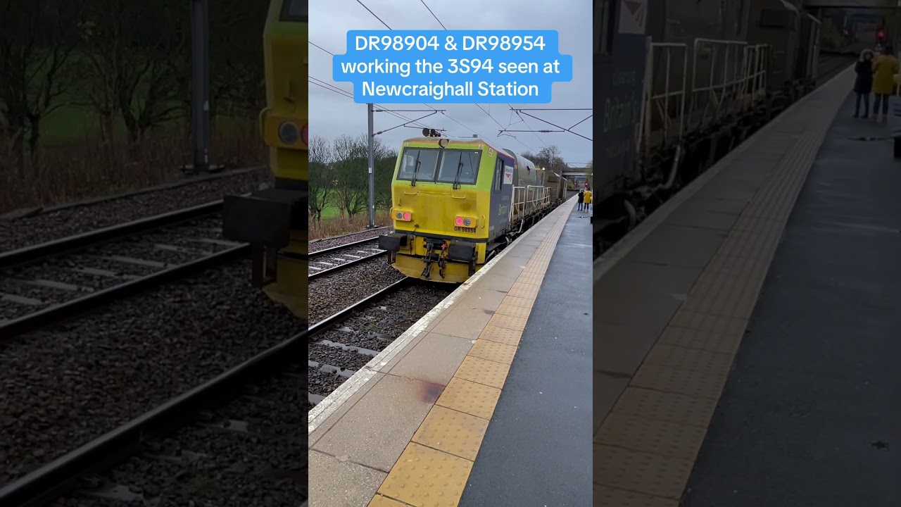 GB Railfreight DR98904 & DR98954 working the 3S94 Mossend back to Mossend seen at Newcraighall
