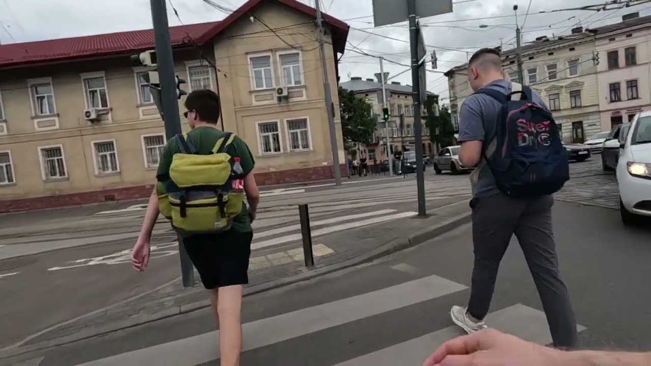 Lviv Train Station to Central Lviv - Lviv, Ukraine - HD WALKING TOUR 🇺🇦