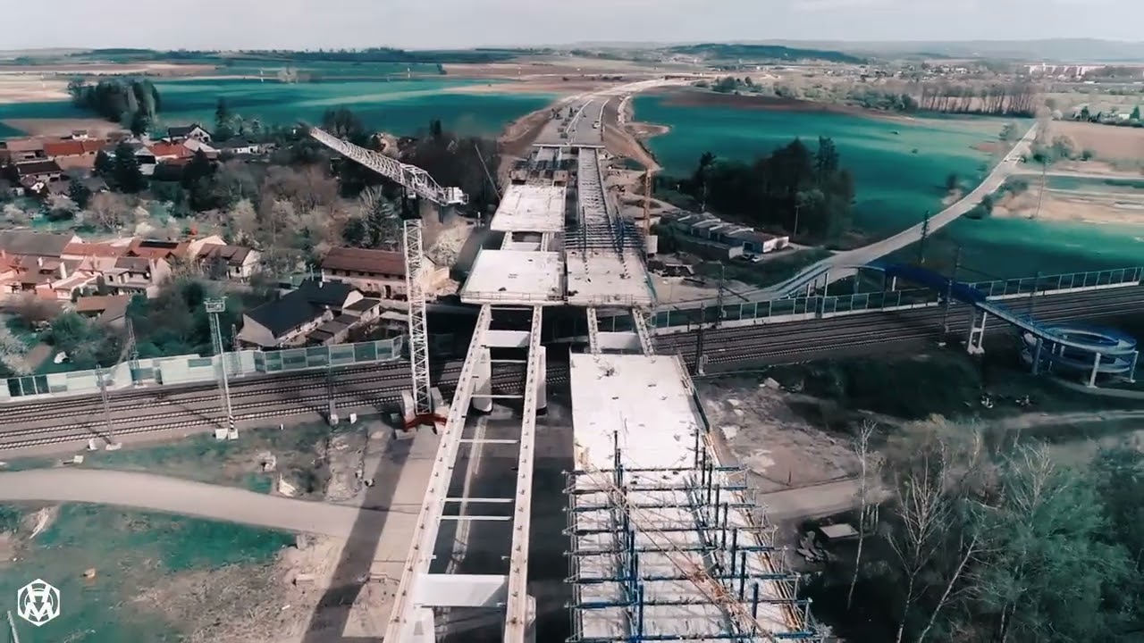 Company Hutní montáže, a.s. - Assembly of the bridge in Přerov