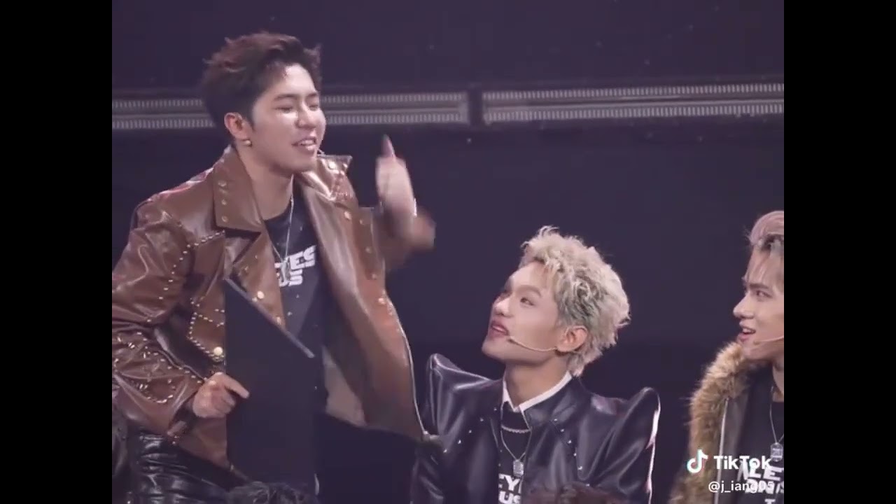 “爱情并不总是喧闹的，有时它只是静静地存在着 “Tình cảm không phải lúc nào cũng ồn ào, đôi khi chỉ là âm thầm ở lại #masonb