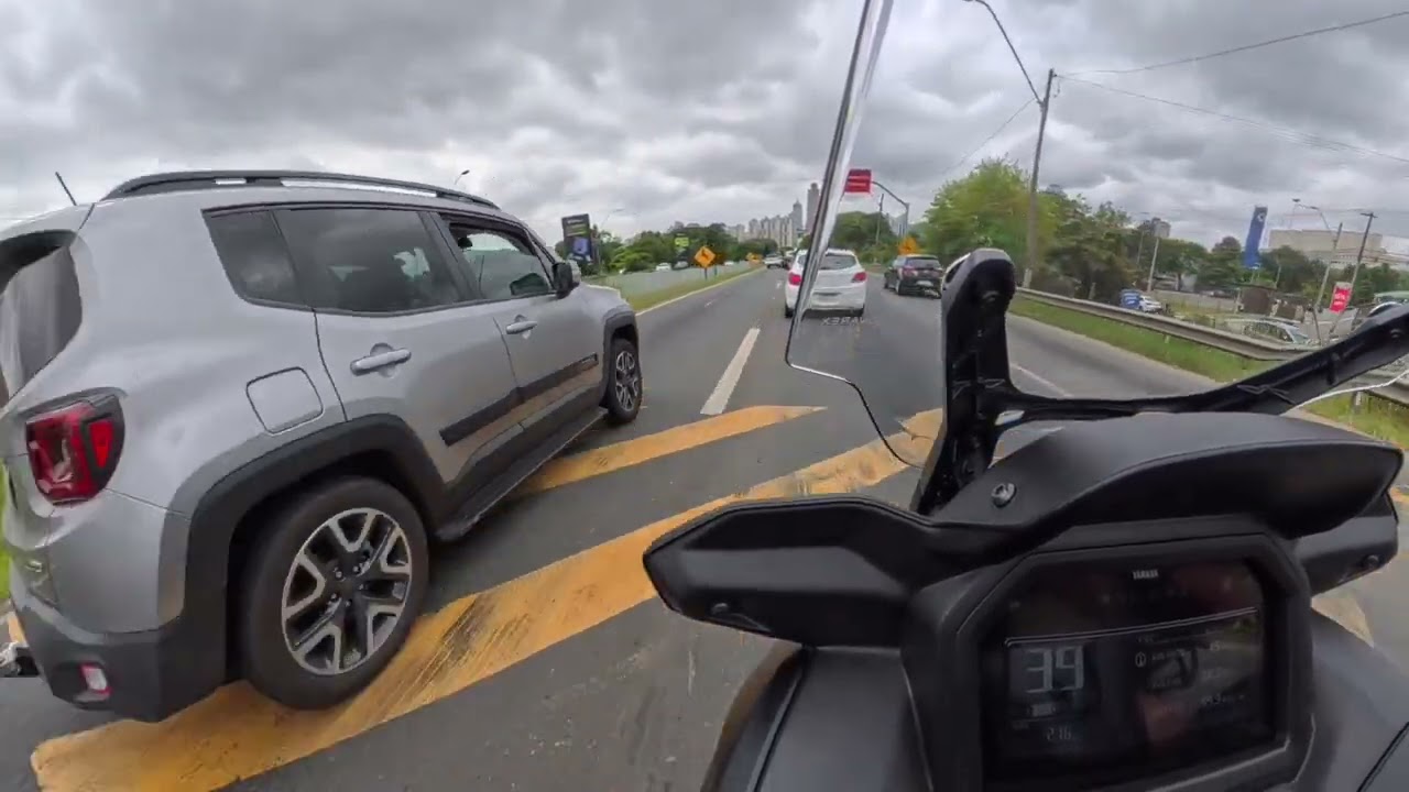 Volta de Scooter no sábado de manhã dentro de Curitiba