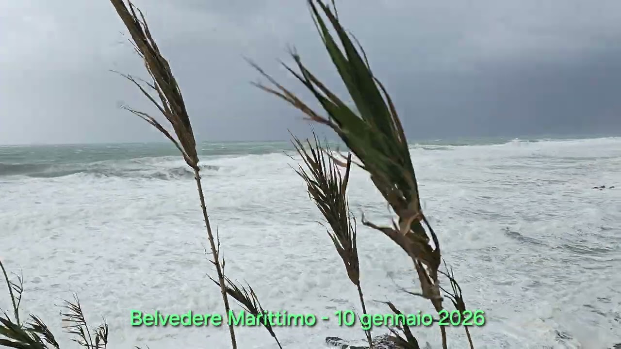 Mare agitato a Belvedere Marittimo - 10 gennaio 2026