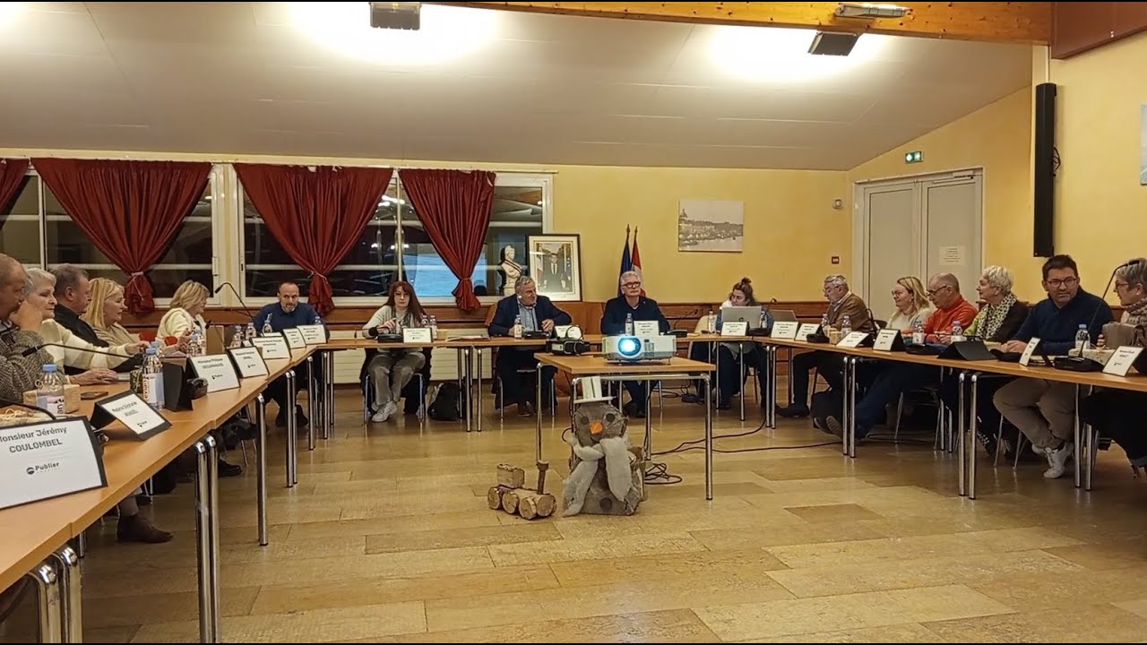 Réunion publique du conseil municipal du lundi 16 décembre 2024