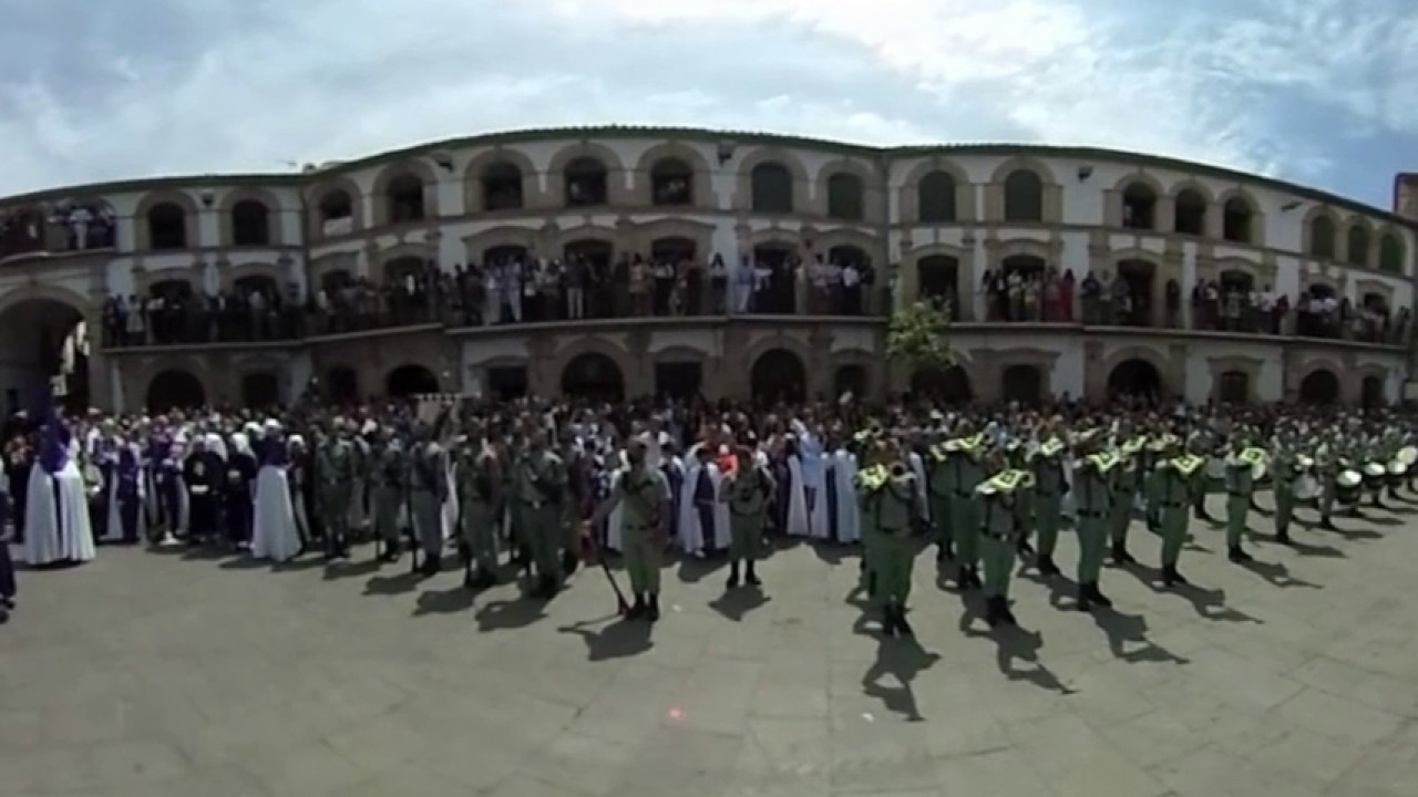 Dulce Nombre en la Plaza Ochavada de Archidona con la Legión 2017
