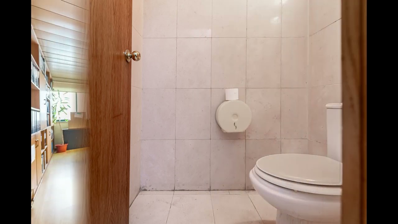 Escritório para Venda - Prédio Urbano em Miraflores, Algés 🏢