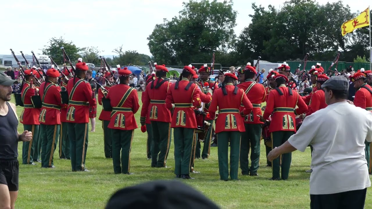 Royal Army of Oman Pipe Band, Bridge of Allan Highland Games, 2025.