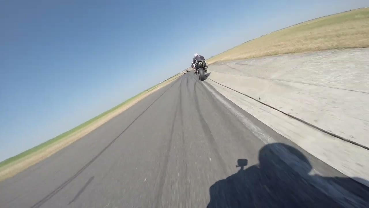 Piste Thomas Chute Fontenay le comte catégorie inter 2 gsxr 750