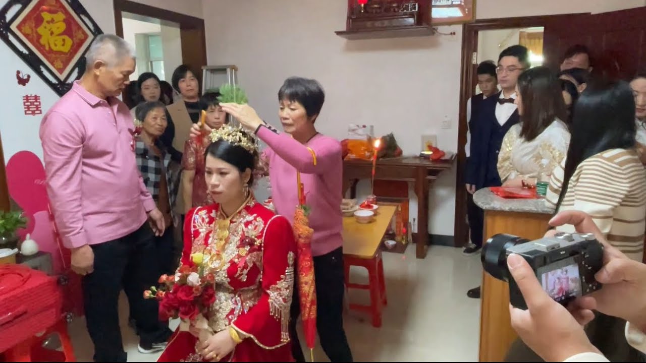 台山百曉：今日受到高中同學邀請來做友仔哥，我們一起來看看台山的婚慶嫁娶現場，每到年尾喜慶場合就會多起來，我又來沾沾喜氣😂#toisan #台山 #taishanese #taishan #abc