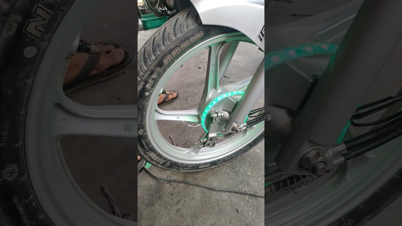 Alloy Wheel Light Multicolor with Remote Controller