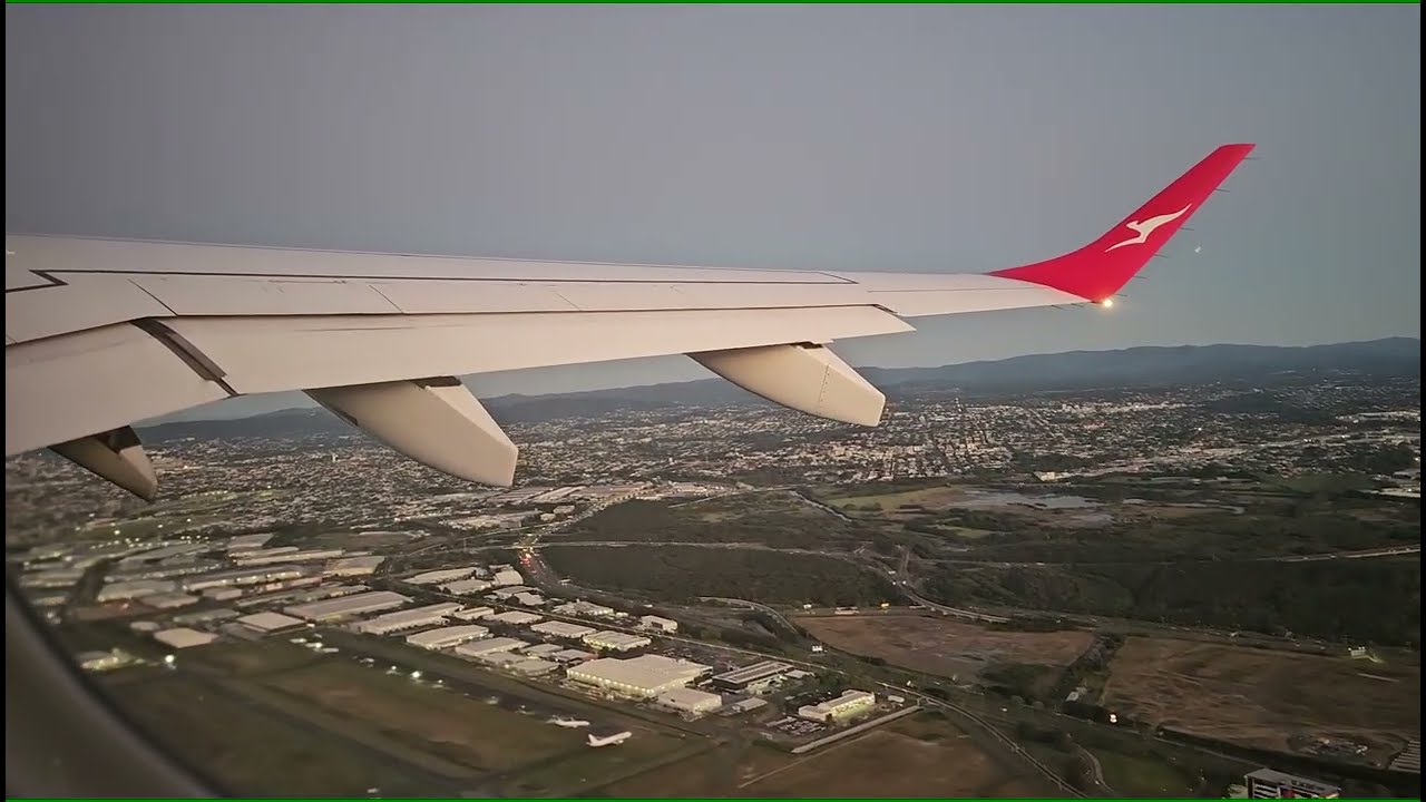 Qantaslink Embraer 190 VH-UYR QF1927 Takeoff from Brisbane
