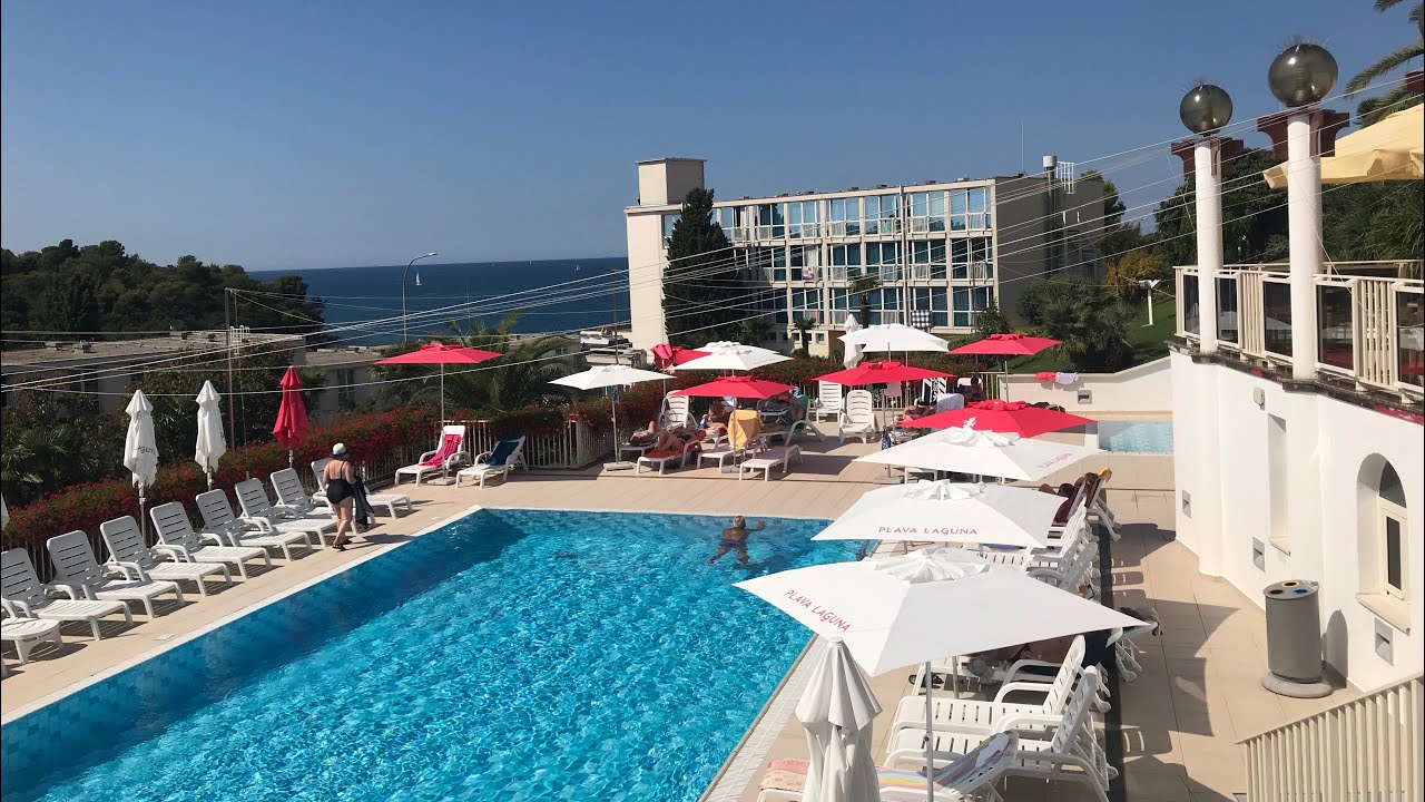 Хорватия, Пореч. Hotel PLAVA LAGUNA ISTRA. Опять меняем номер и идём на пляж.