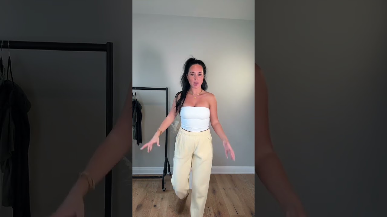 I absolutely LOVE these scuba joggers in butter cream 💛 I will have my outfit on my LTK in the