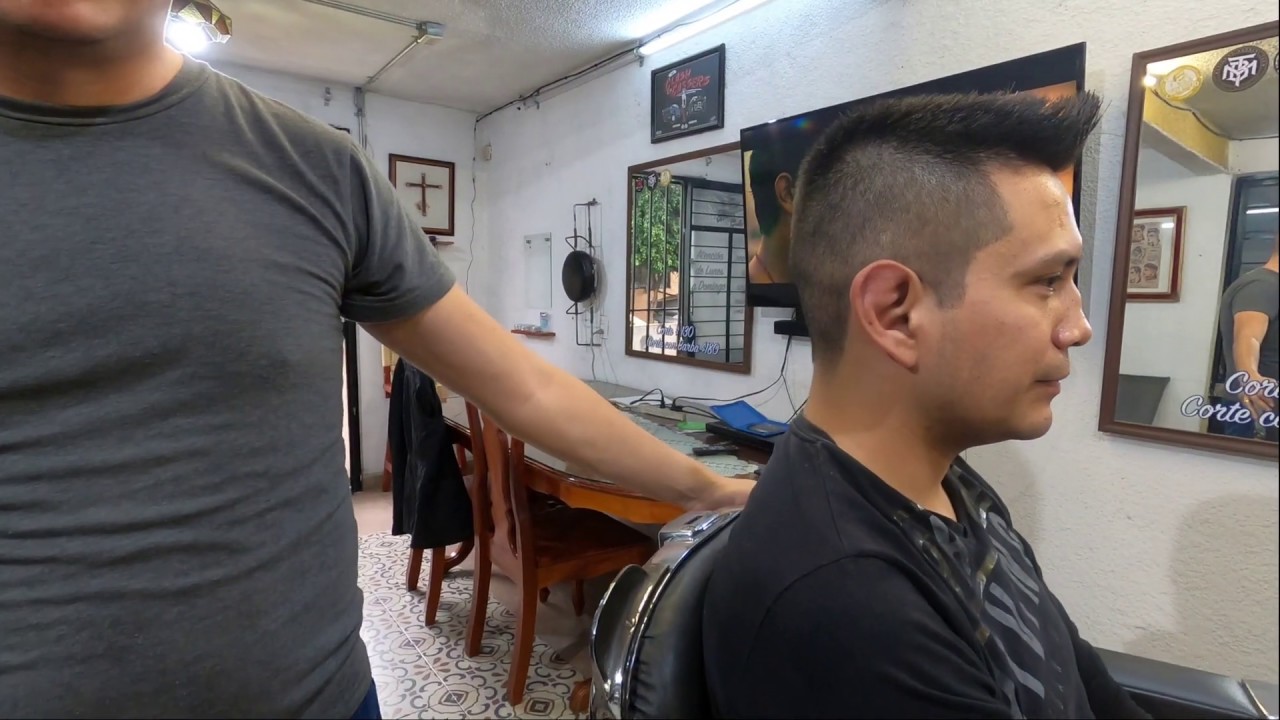 CORTE DE CABELLO CASQUETE CORTO