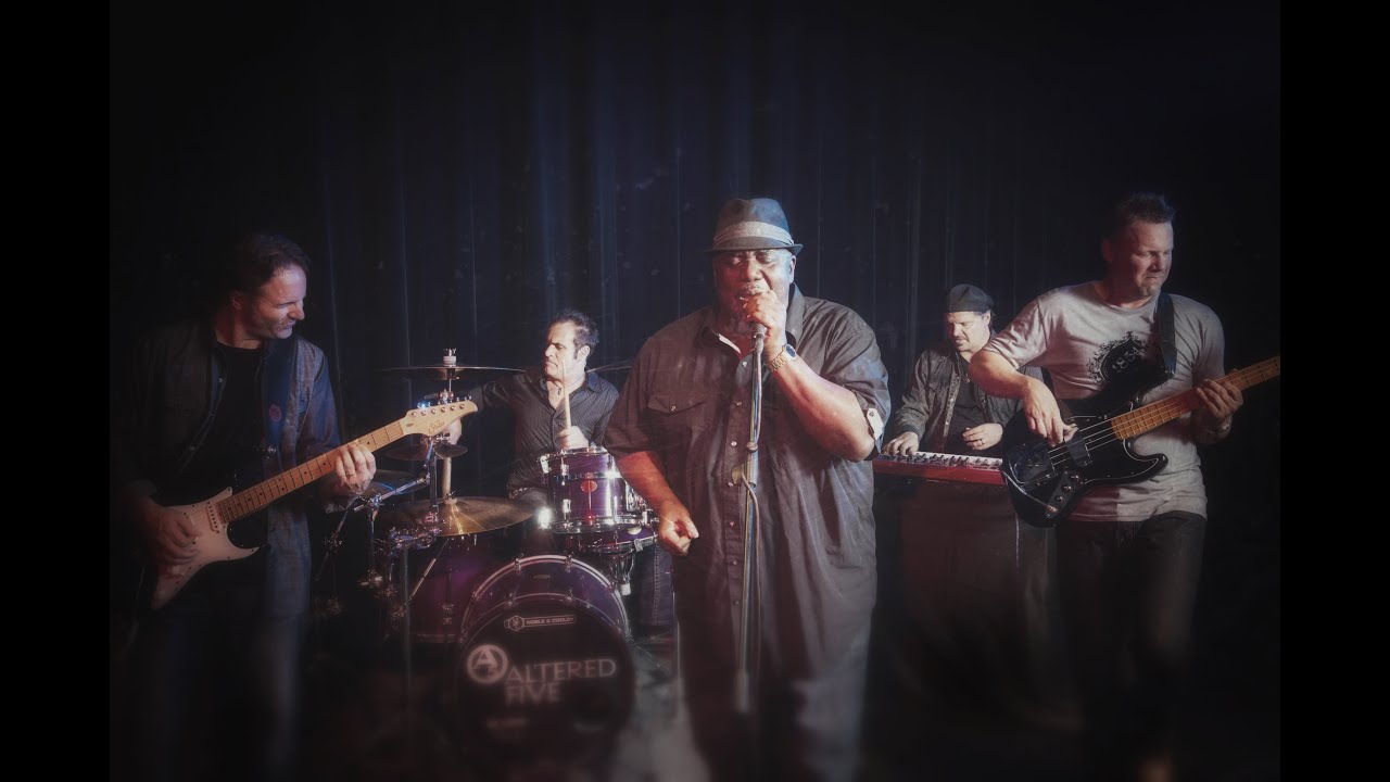 Altered Five Blues Band 