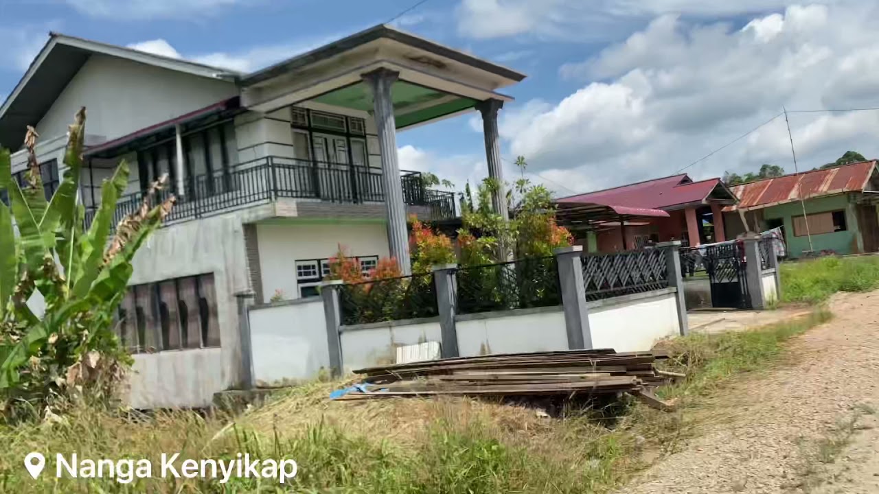 What a great life. Other side of Indonesia. Lil escape through work! Survey goes to Nanga Kenyikap