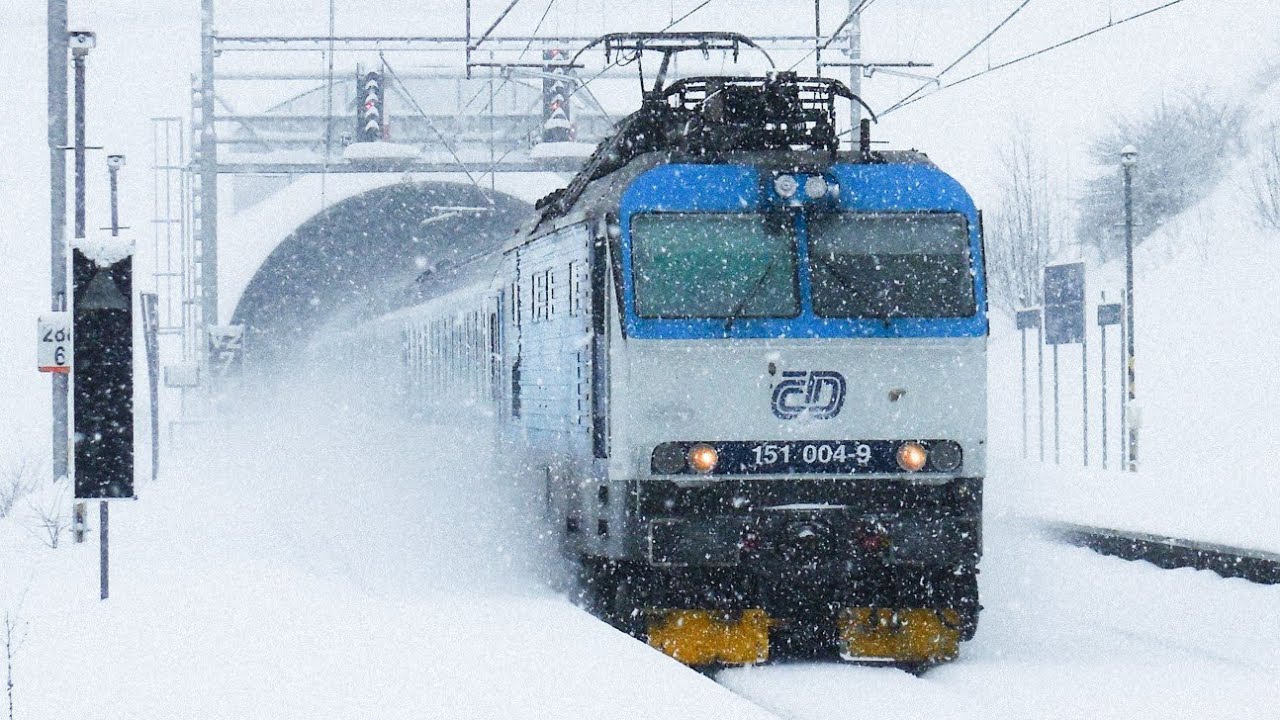 Vlaky Mosty u Jablunkova zastávka - 5.1.2019