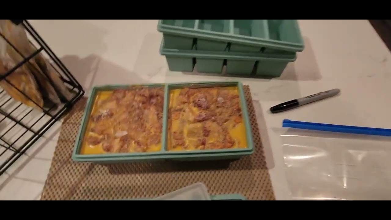 Watch how I use these silicone molds for freezer meals