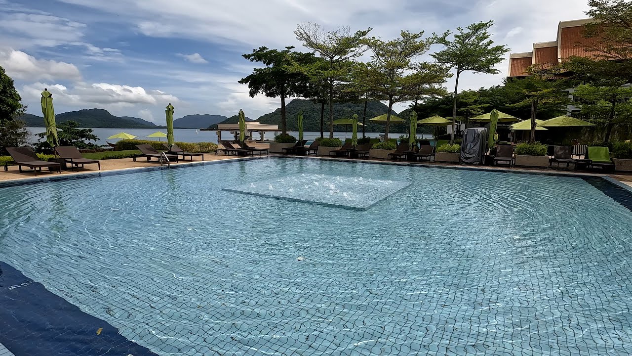The Westin Langkawi Resort – Paradise by the Sea! 🏖️