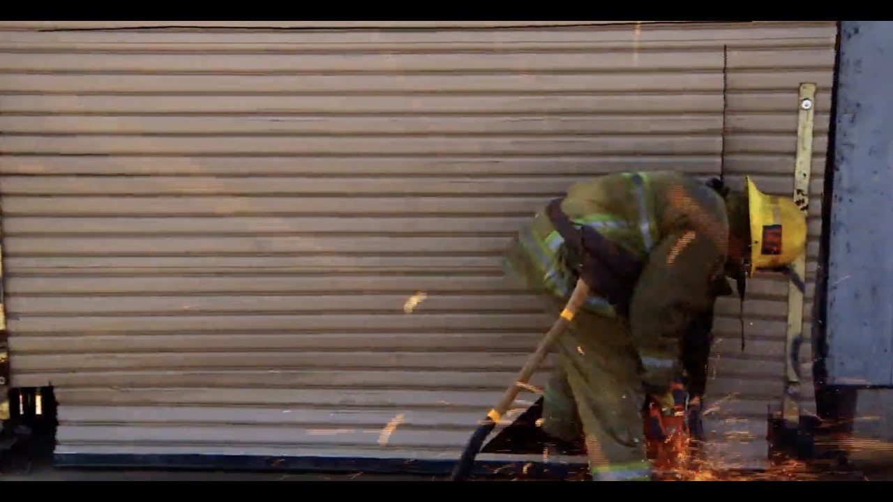 Насильственное проникновение: стальная дверь-шторка