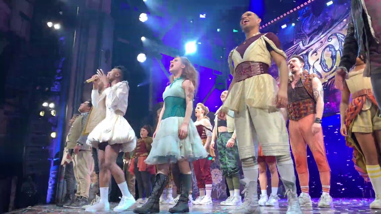 & Juliet | Curtain Call and Bows | 7th January 2020 | Nathan May Jocasta Nurse Danielle Lady Capulet