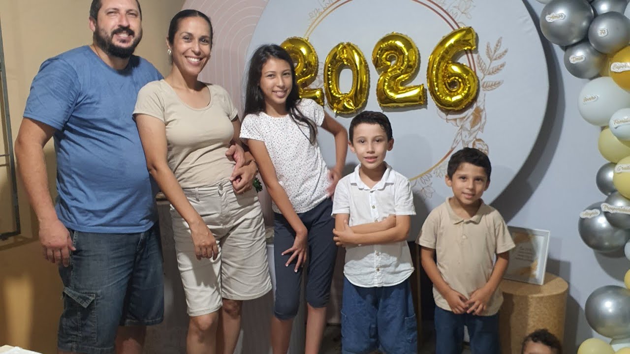 FELIZ 2026. FESTA EM CASA . DECORAÇÃO SIMPLES DE ANO NOVO.