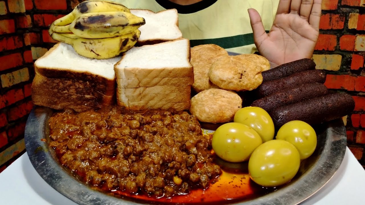 Massive - Spicy Chole Curry, Bread, Banana, Eggs, Dall Puri, Sweet Mukbang - Eating Show | Eating
